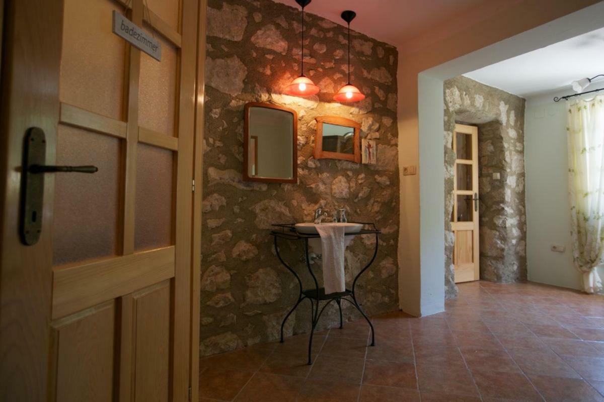 Abeona Mediterranean Villa Drivenik Buitenkant foto