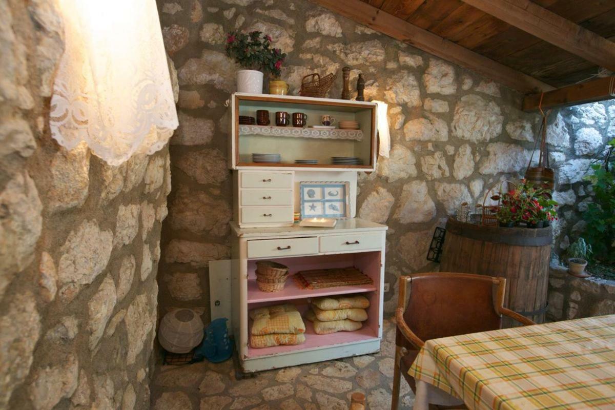 Abeona Mediterranean Villa Drivenik Buitenkant foto